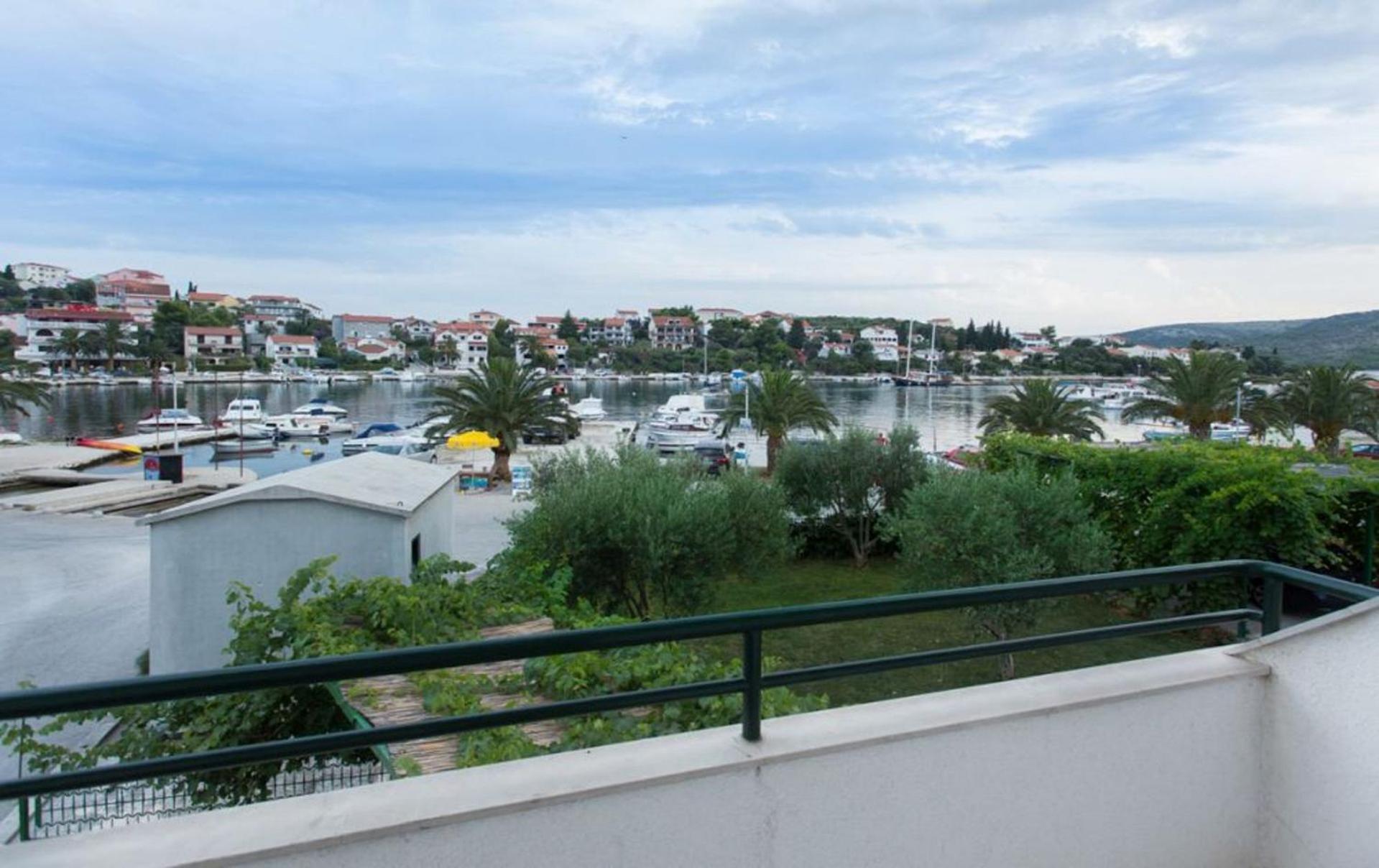 Apartments Mare - 30 M From Pebble Beach 希杰·弗朗吉卡 外观 照片