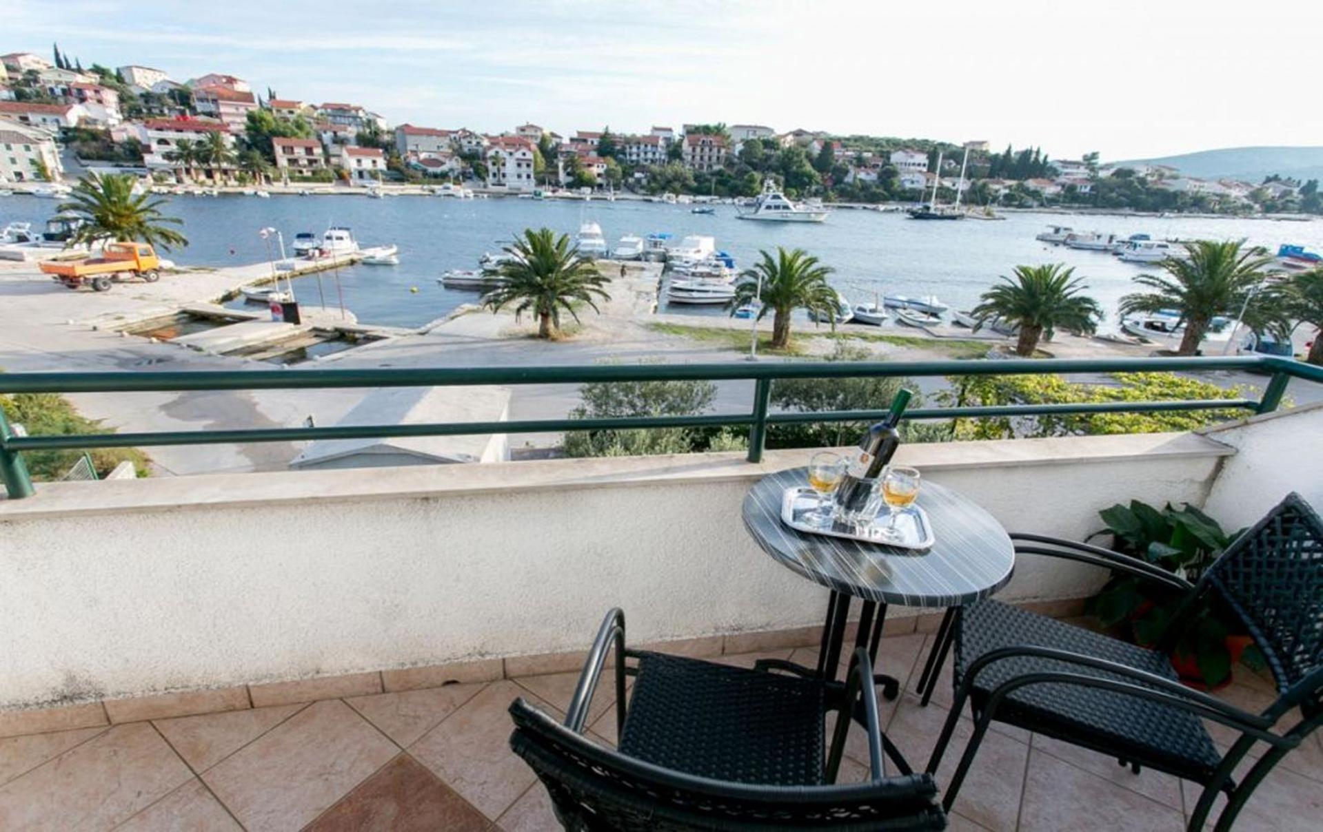 Apartments Mare - 30 M From Pebble Beach 希杰·弗朗吉卡 外观 照片